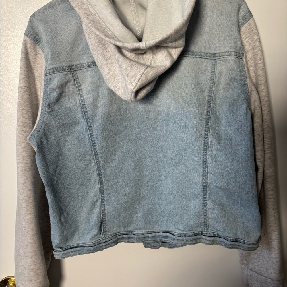 Juniors Light Blue Denim Jacket with Gray Sleeves Girly Feminine Core - Picture 5 of 5